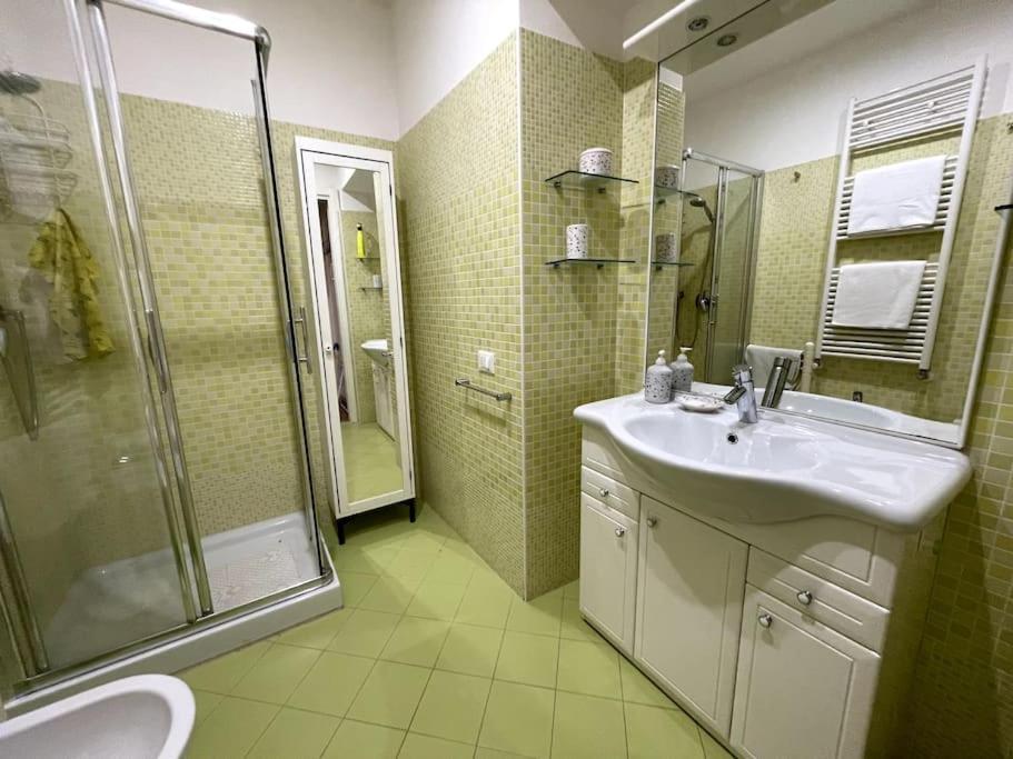 Via Milano Apartman Trieszt Kültér fotó
